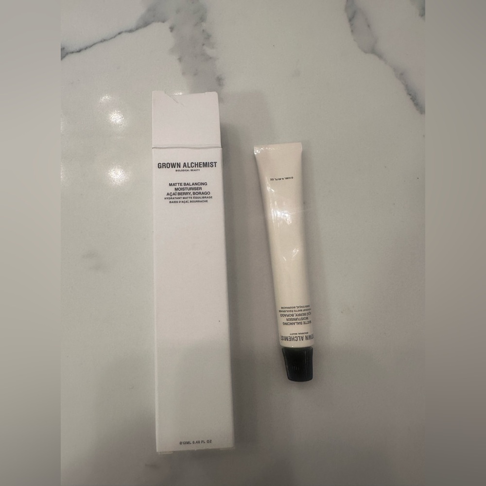 Grown Alchemist Matte Balancing Moisturizer 12 ML New - Picture 2 of 7